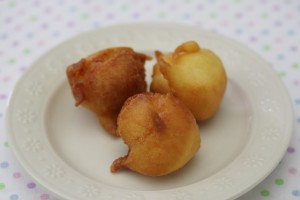 1531ドーナッツアーモンド風味 (1)